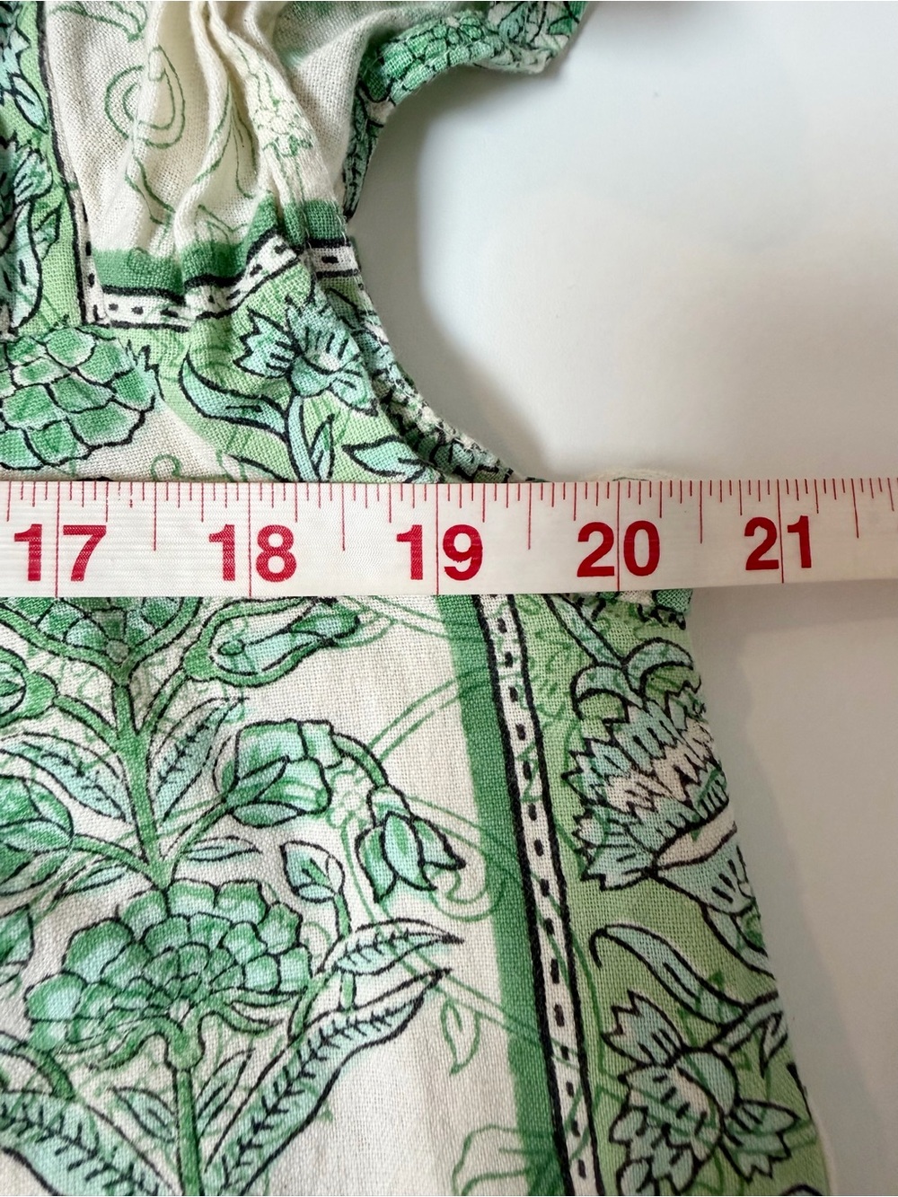 Roller Rabbit Pamela Tiered Dress Size Medium Grass Green Patchwork Floral Cream - Picture 10 of 11